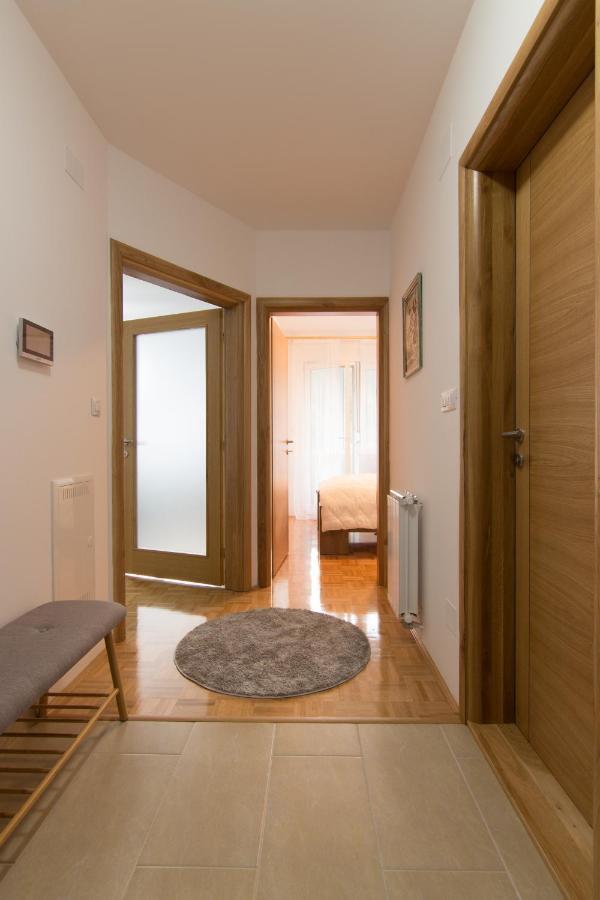 Apartman Carica Visoko Zewnętrze zdjęcie